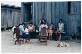 Pesquisa Mundial de Sa&uacute;de - &Aacute;rea rural de SINOP/MT (entrevistadoras (02) em a&ccedil;&atilde;o com entrevistada...