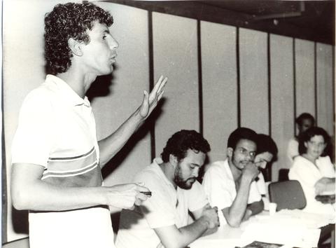 Open original digital objects