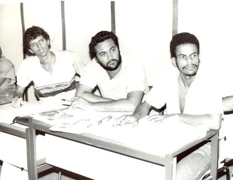 Open original digital objects